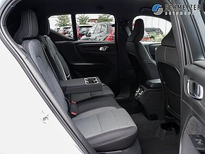 Volvo  T2+Core+Carplay+E-Heckklappe+SHZ+LM+Carplay+