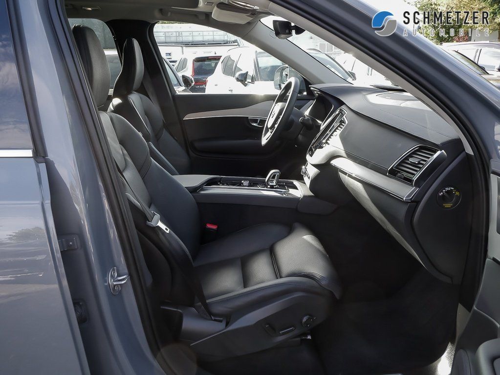 Volvo  +B5+AWD+GT+Mild-Hybrid+Plus+Bright+Panorama+