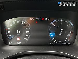 Volvo  +D5+AWD+GT+Inscription+Lenkradhzg+AHK semi++