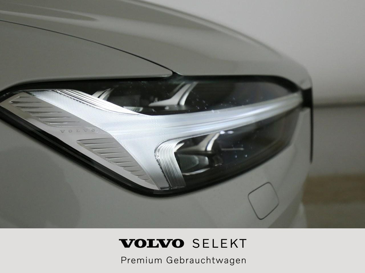 Volvo  +B4+AWD+Ultimate Dark+AHK semi+Lenkradhzg+++
