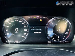 Volvo  +B4+Mild-Hybrid+Diesel+AWD+Momentum+360°Kam